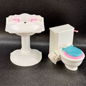 Vintage Barbie Potty Training Kelly 16066 Toilet & Sink Bathroom - Mattel 1996